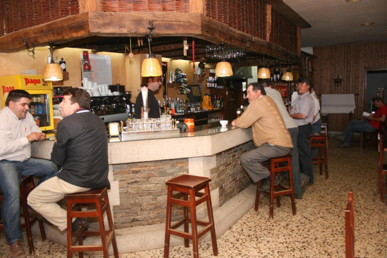 A Taberna De Vento Hotel Lalin Luaran gambar