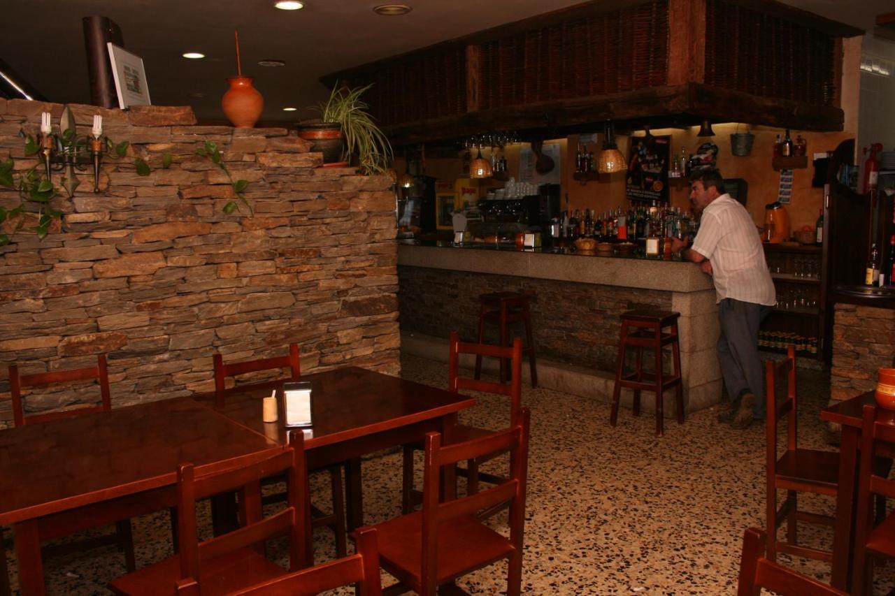 A Taberna De Vento Hotel Lalin Luaran gambar