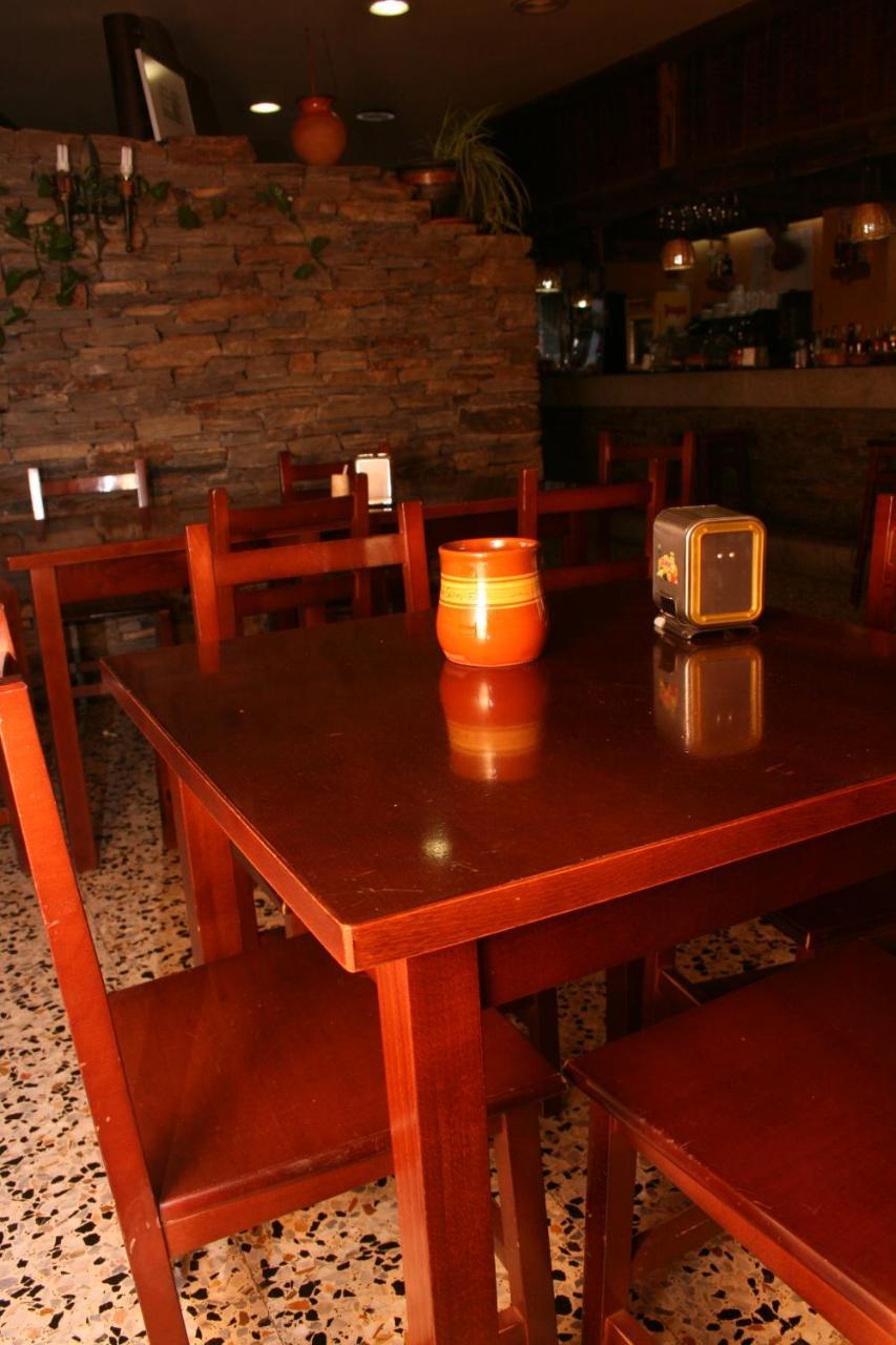 A Taberna De Vento Hotel Lalin Luaran gambar