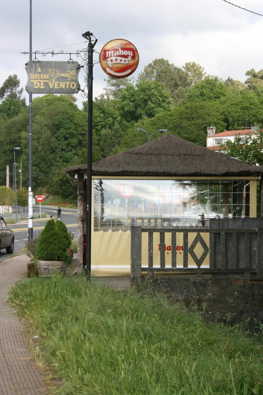 A Taberna De Vento Hotel Lalin Luaran gambar