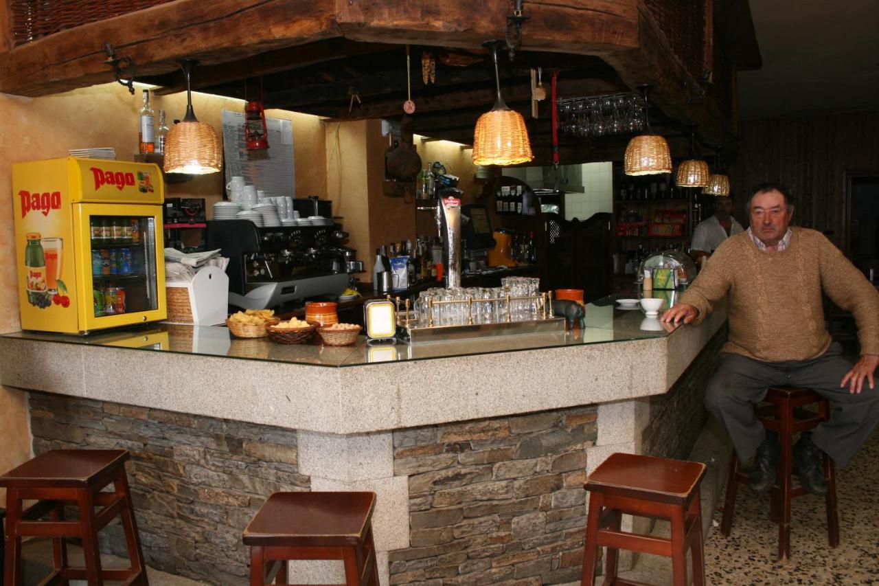 A Taberna De Vento Hotel Lalin Luaran gambar