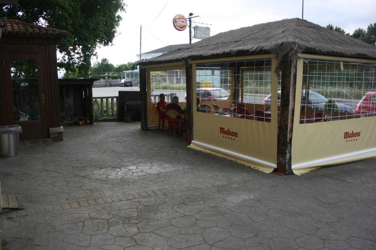 A Taberna De Vento Hotel Lalin Luaran gambar