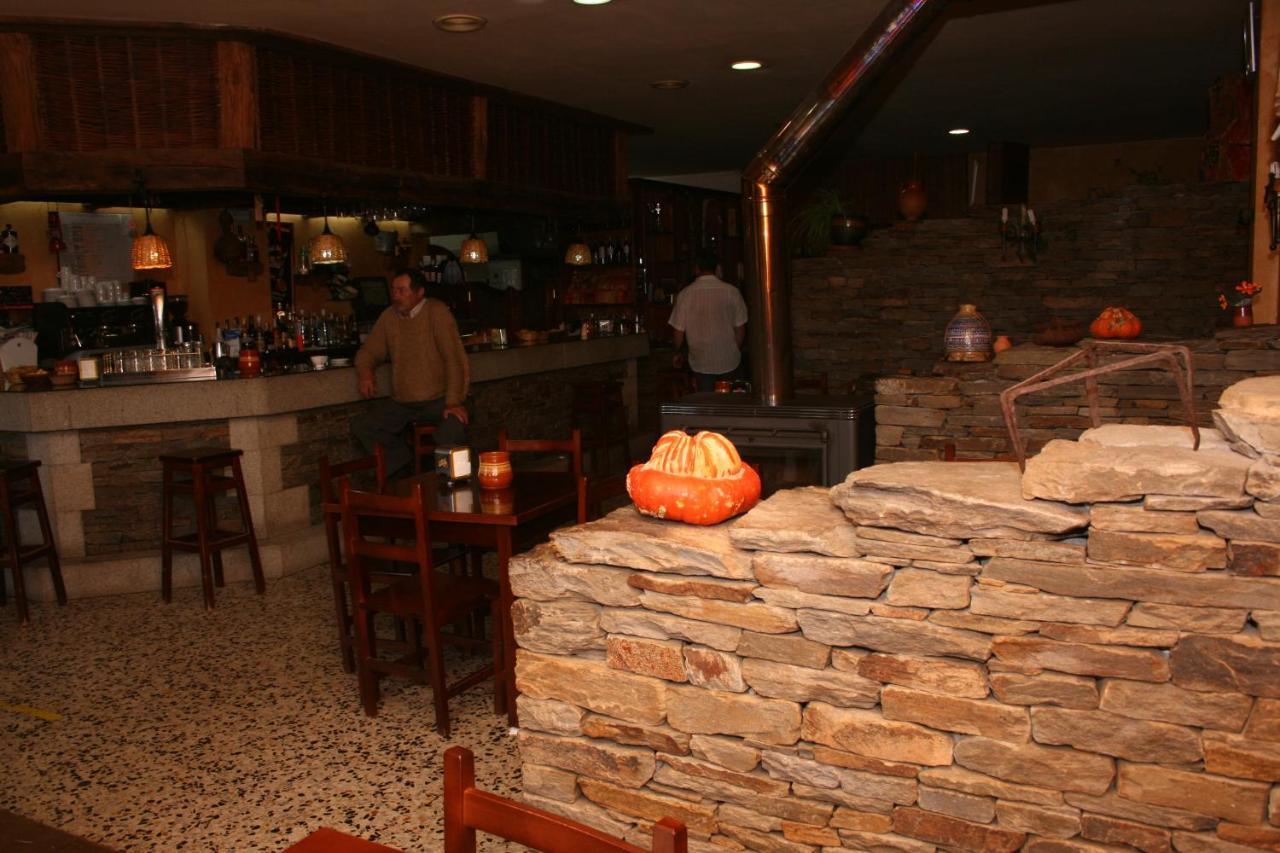 A Taberna De Vento Hotel Lalin Luaran gambar