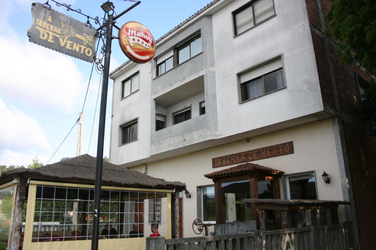 A Taberna De Vento Hotel Lalin Luaran gambar